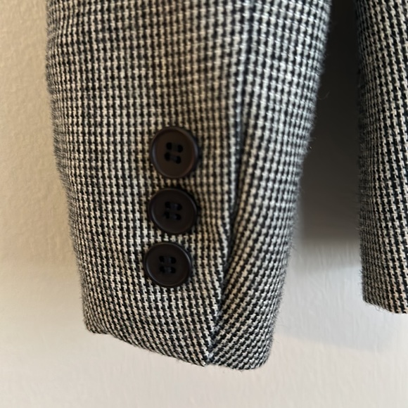 🧥 SOLD 🧥 Women’s Velvet Collar Hounds Tooth Blazer Size 2 - Picture 6 of 7